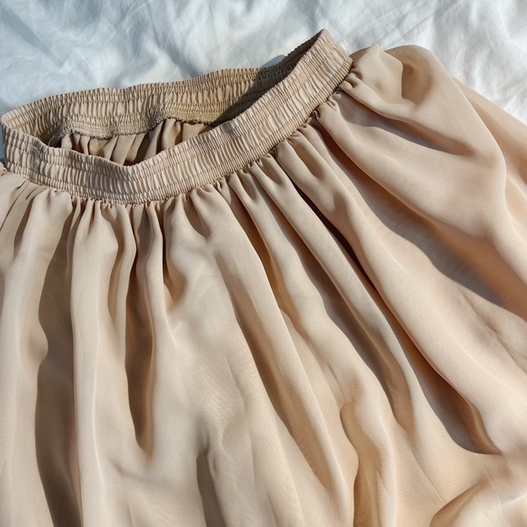 Nude/Blush chiffon maxi skirt - Picture 4 of 7